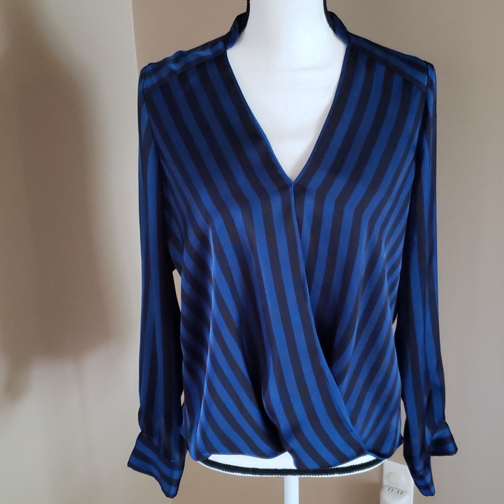 Vince Camuto blouse